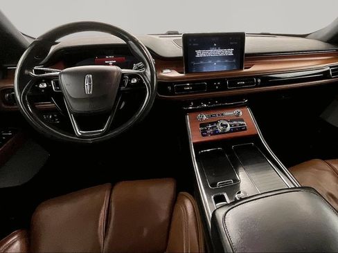 Used 2021 Lincoln Aviator Reserve w/ Equipment Group 202A AWD/4WD image 7