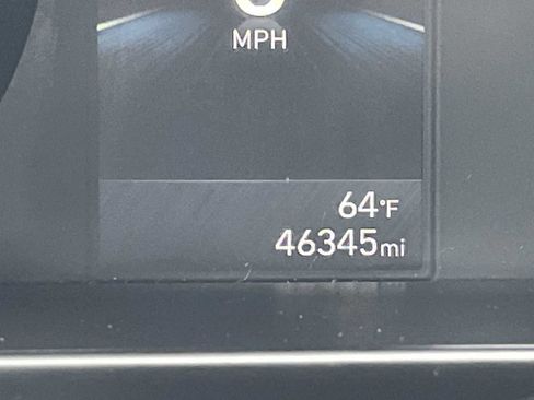 Used 2022 Hyundai Elantra SEL image 16