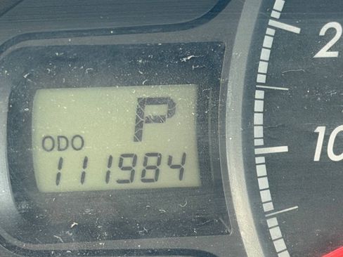 Used 2014 Toyota Sienna LE AWD/4WD image 9