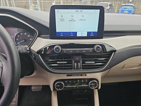 Used 2021 Ford Escape SE FWD image 19