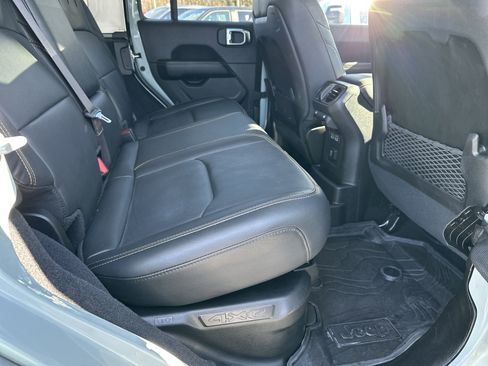 Used 2024 Jeep Wrangler Sahara w/ Technology Group image 18