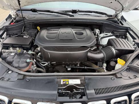 Used 2021 Jeep Grand Cherokee Limited AWD/4WD image 18