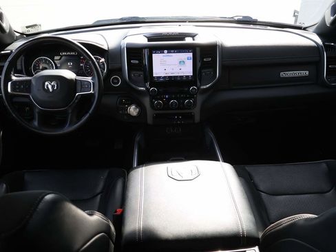 Used 2024 RAM 1500 Laramie AWD/4WD image 11
