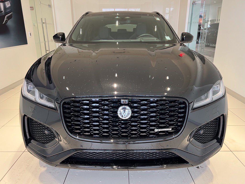 New 2025 Jaguar F-PACE R-Dynamic S AWD/4WD image 3