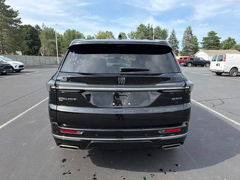 Used 2026 Buick Enclave Avenir AWD/4WD image 7