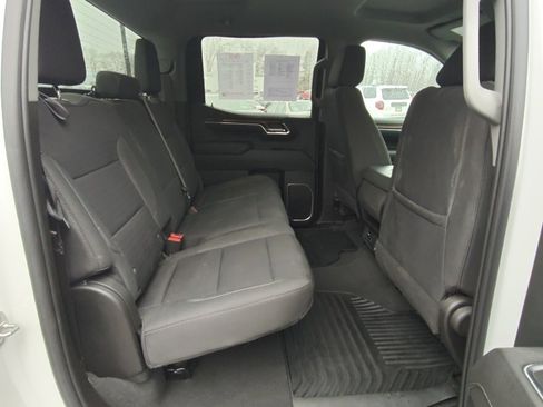 Used 2023 Chevrolet Silverado 1500 LT image 15