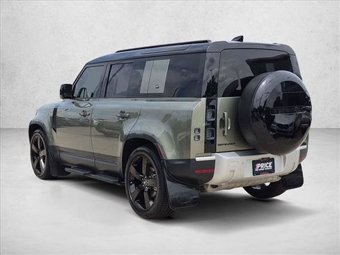 Used 2024 Land Rover Defender 110 S AWD/4WD image 8