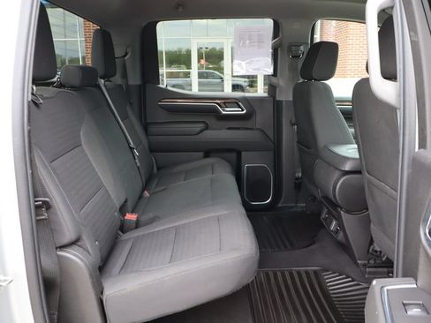 Used 2022 Chevrolet Silverado 1500 RST w/ Z71 Off-Road Package AWD/4WD image 42