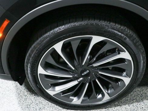 Used 2021 Lincoln Aviator Reserve w/ Equipment Group 201A AWD/4WD image 11