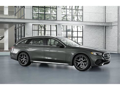 New 2026 Mercedes-Benz E 450 4MATIC All-Terrain Wagon image 13