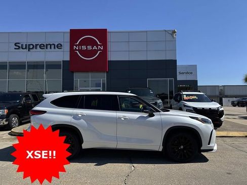 Used 2023 Toyota Highlander XSE image 7