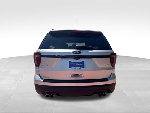 Used 2018 Ford Explorer Sport AWD/4WD image 6