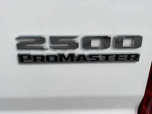 Used 2023 RAM ProMaster 2500 FWD image 7