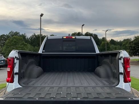 Used 2025 RAM 1500 Laramie w/ Sport Appearance Package AWD/4WD image 28