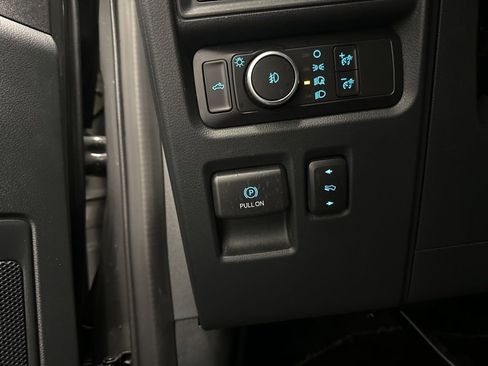 Certified 2021 Ford F150 XLT w/ Equipment Group 302A High image 28