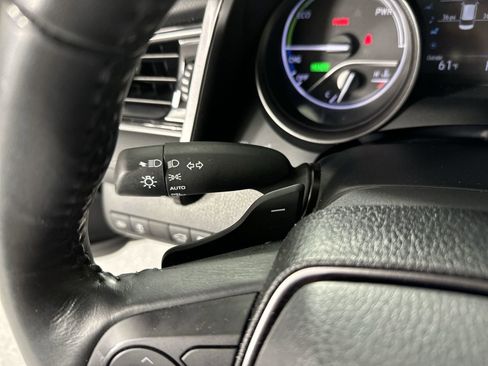 Used 2024 Toyota Camry XSE image 15