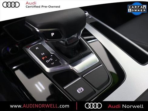 Certified 2025 Audi Q5 2.0T Premium image 4