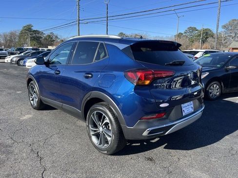 Used 2022 Buick Encore GX Essence w/ Safety Package II image 5