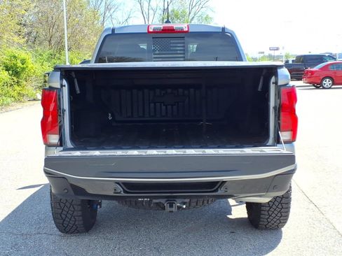 Used 2025 Chevrolet Colorado ZR2 w/ Technology Package AWD/4WD image 29