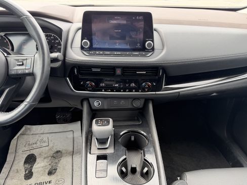 Used 2023 Nissan Rogue SL AWD/4WD image 20