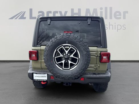 New 2025 Jeep Wrangler Unlimited Rubicon w/ Steel Bumper Group image 7