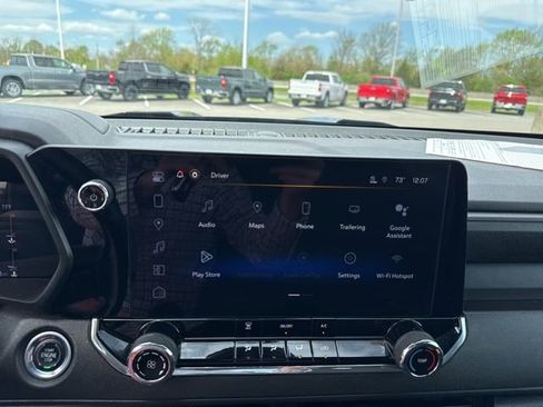 Used 2023 Chevrolet Colorado W/T RWD image 22