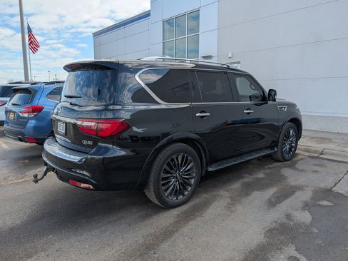 Used 2024 INFINITI QX80 Premium Select w/ Cargo Package image 2