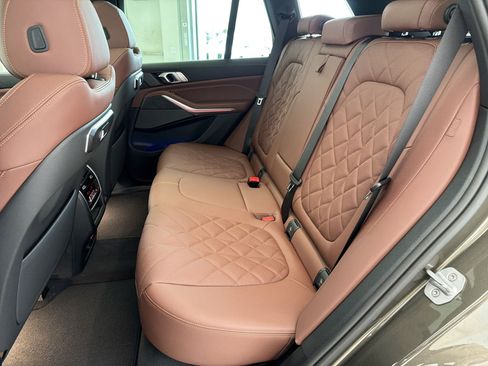 New 2026 BMW X5 xDrive50e w/ Premium Package AWD/4WD image 14