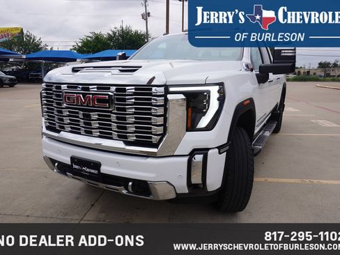 Used 2025 GMC Sierra 2500 Denali w/ Denali Reserve Package AWD/4WD image 2