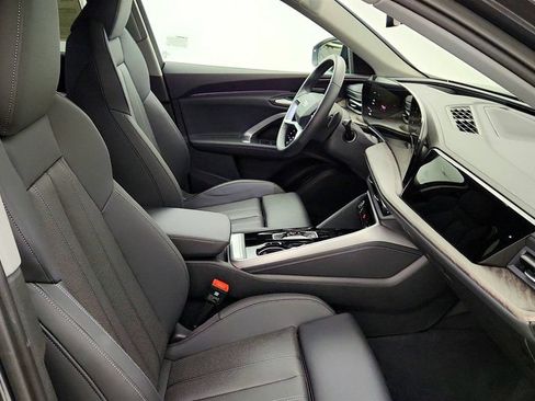 Used 2025 Audi Q5 Premium Plus w/ Premium Plus AWD/4WD image 23