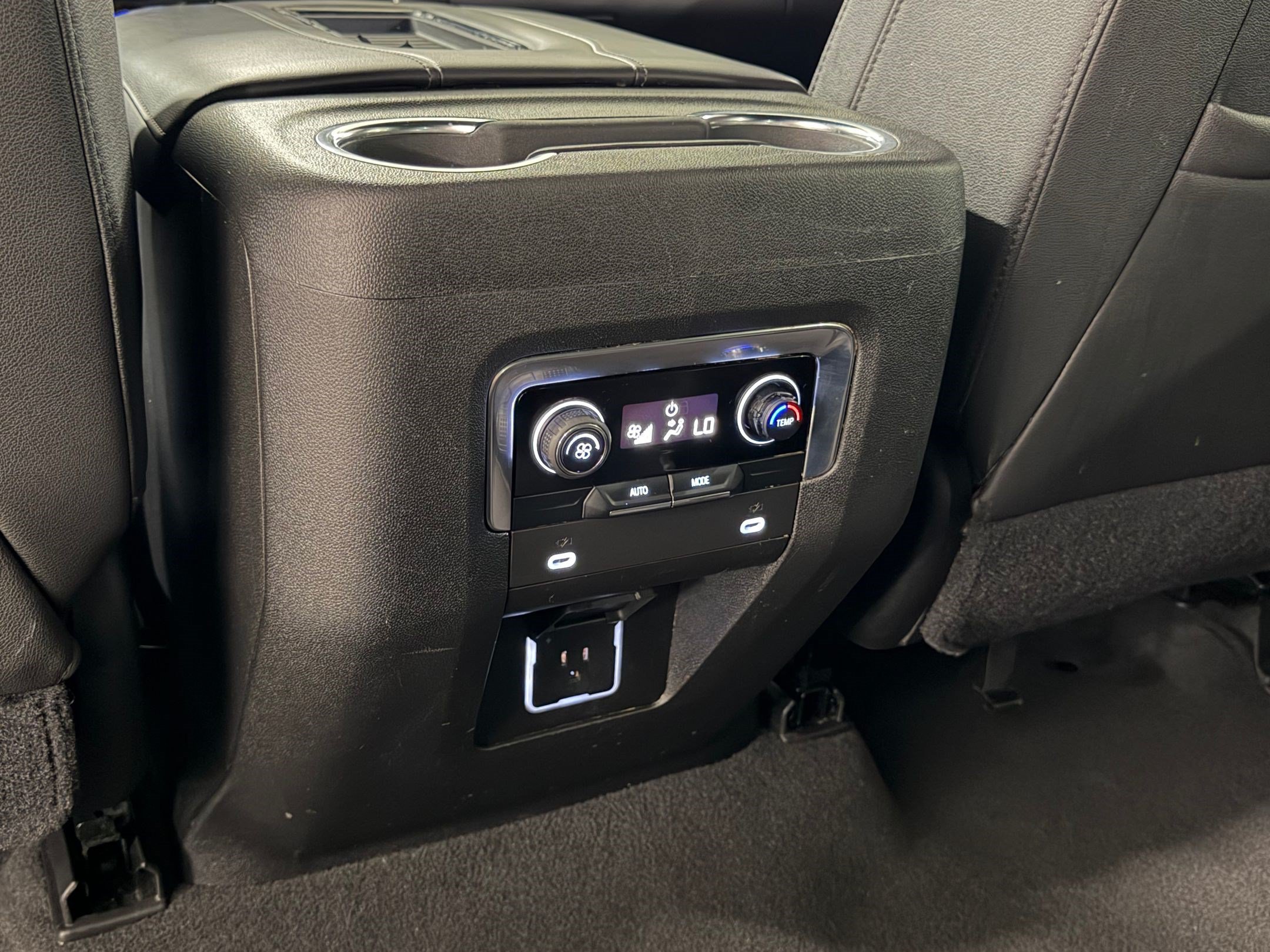 Used 2021 Chevrolet Tahoe LT RWD image 39