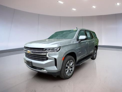 Used 2024 Chevrolet Tahoe LT w/ LT Signature Plus Package AWD/4WD image 2