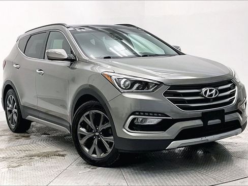 Used 2018 Hyundai Santa Fe Sport image 11