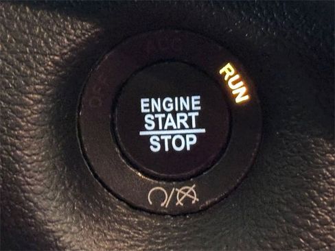 Certified 2022 Jeep Cherokee Latitude Lux image 19