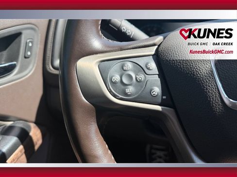 Used 2022 GMC Canyon Denali AWD/4WD image 17