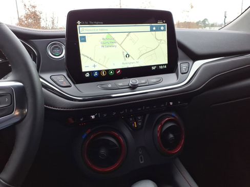 Used 2025 Chevrolet Blazer RS image 8