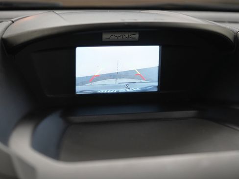 Used 2015 Ford Escape SE image 27