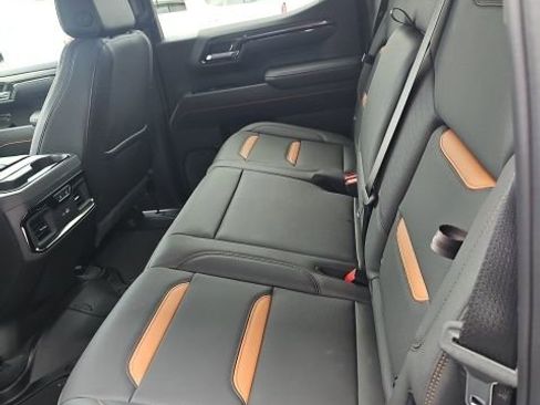 New 2026 GMC Sierra 1500 AT4 w/ AT4 Premium Package AWD/4WD image 11