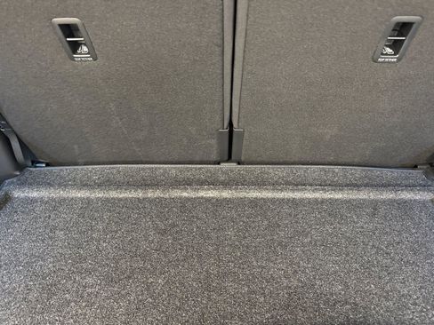 New 2026 Volkswagen Atlas SE image 15