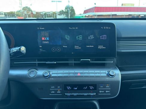 Used 2025 Hyundai Kona SEL image 30