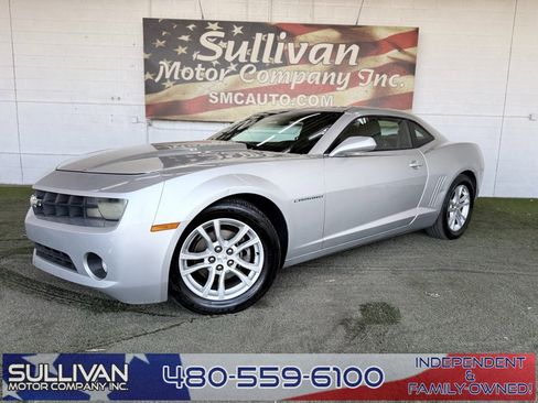 Used 2013 Chevrolet Camaro LT image 1