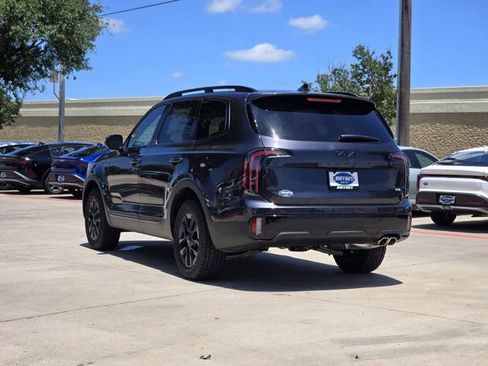 New 2025 Kia Telluride AWD image 3