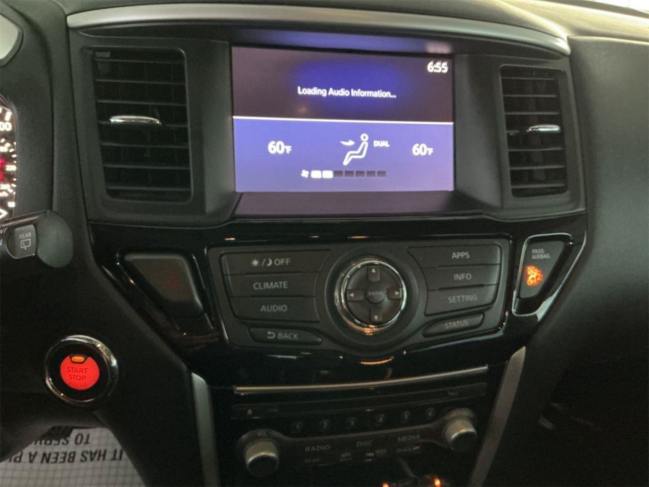 Used 2018 Nissan Pathfinder SV AWD/4WD image 19