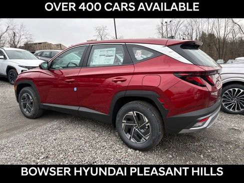 New 2026 Hyundai Tucson Blue SE image 3