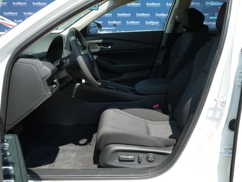 New 2025 Honda Accord SE image 16