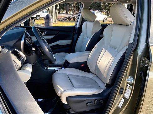 Used 2023 Subaru Ascent Limited w/ Technology Package image 7