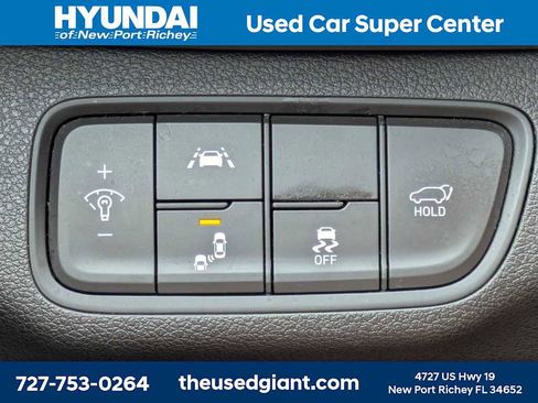 Used 2020 Hyundai Santa Fe Limited FWD image 32