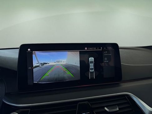 Used 2022 BMW 530i w/ M Sport Package image 29