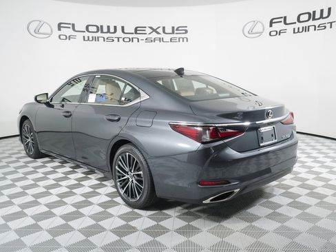New 2025 Lexus ES 350 w/ Premium Package image 5