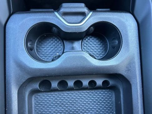 Used 2021 RAM 1500 Laramie image 13